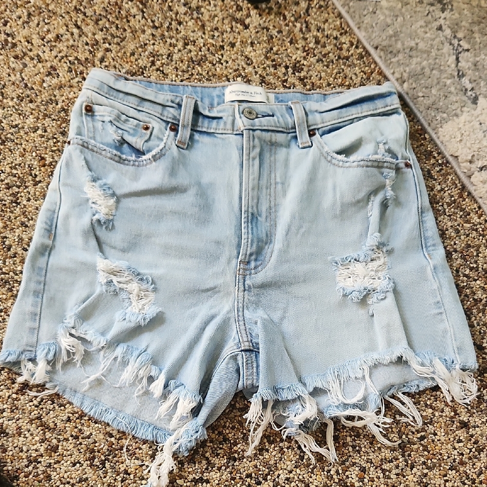 Abercrombie & Fitch High Rise 4" Ripped Jean Shorts Curve Love, Size 27
